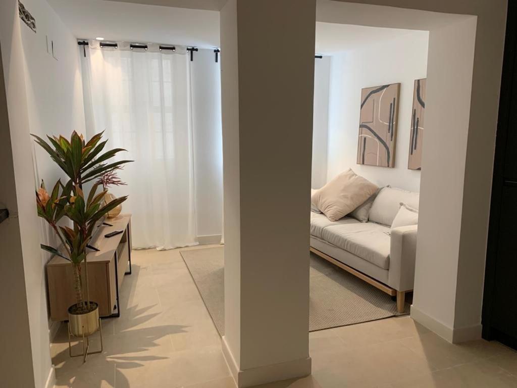 Helearon Suite Malaga Luaran gambar