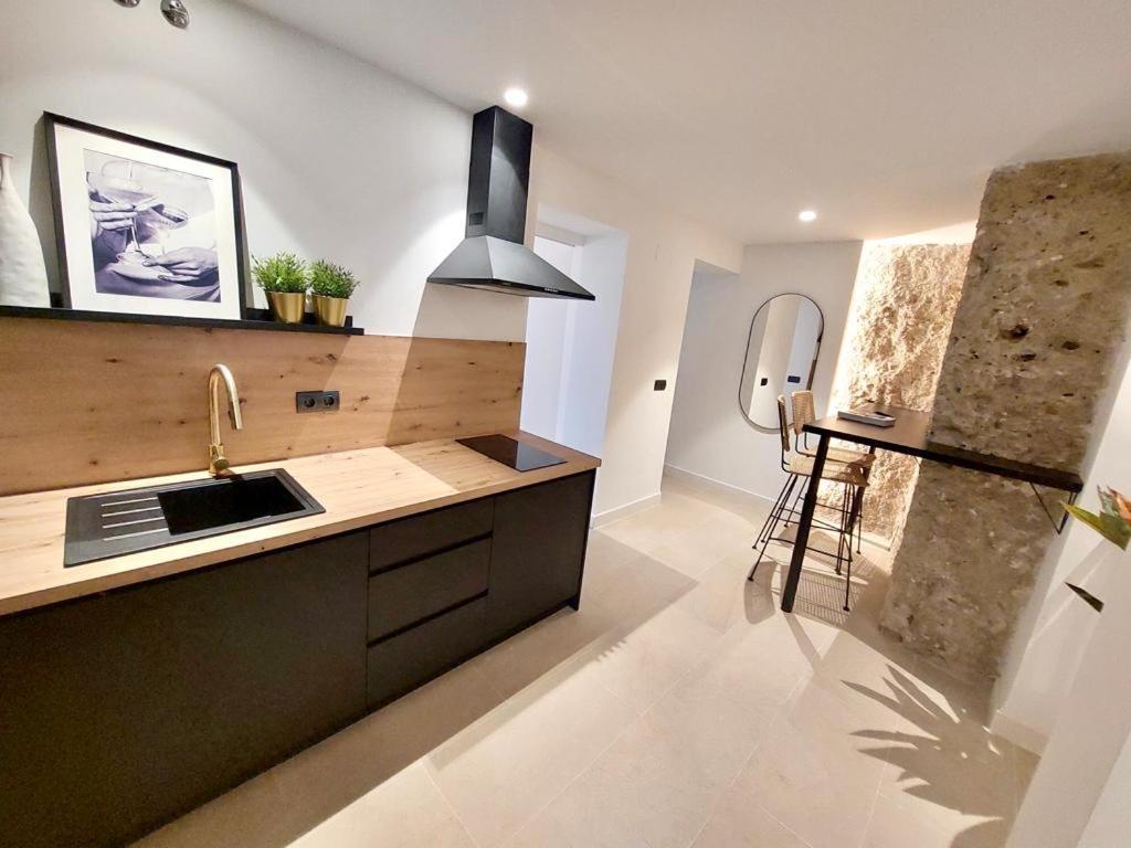 Helearon Suite Malaga Luaran gambar
